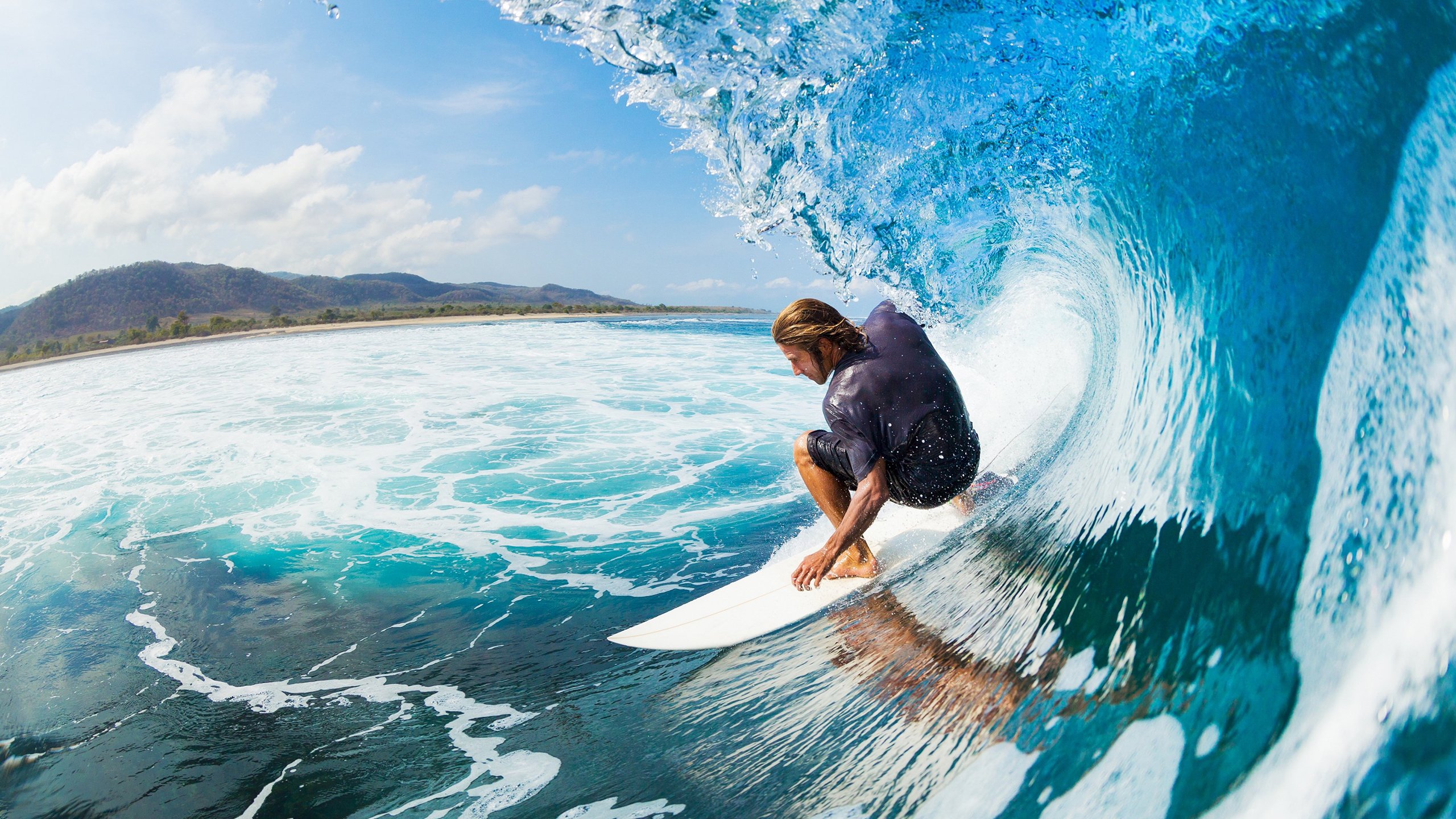 《电竞内容创作：视频、直播、短片的多维度发展》，电竞视频制作